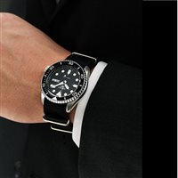 Watch Seiko Man in Steel SRPD89